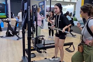 IFA 2025: Chytrá AI posilovna míří do Česka. Vejde se i do malých bytů - Novinky